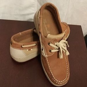 ON SALE ! WOMEN'S MARGARITAVILLE SHOES TAN SIZE 8